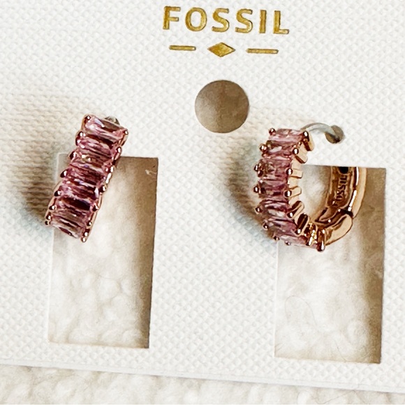 Fossil Gold Brass Tone Valentine Pink Cubic Zirconia Huggie Hoop Earrings, NWT - Picture 13 of 15